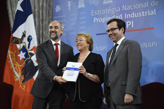 Catalina Martínez (IPP-CSIC) contribuye como asesora a la Estrategia de Propiedad Industrial de Chile