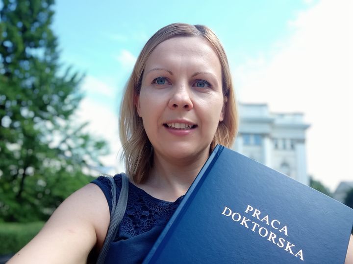 Marta Katarzyna Kacprzak ha defendido con mención honorífica cum laude  bajo la dirección de la Dra. Katja Smid (ILC-CSIC). su tesis doctoral