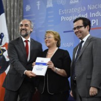 Catalina Martínez (IPP-CSIC) contribuye como asesora a la Estrategia de Propiedad Industrial de Chile Catalina Martínez (IPP-CSIC) contribuye como asesora a la Estrategia de Propiedad Industrial de Chile