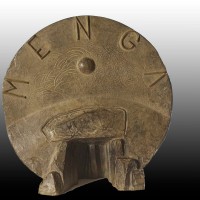 La revista Trabajos de Prehistoria recibe la Medalla Menga por su contribución a la difusión científica