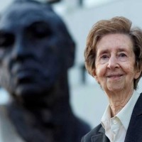 Juntos paso a paso de RNE homenajea a Margarita Salas con la colaboración de Eulalia Pérez Sedeño (IFS) y Envejecimiento en red (IEGD) Juntos paso a paso de RNE homenajea a Margarita Salas con la colaboración de Eulalia Pérez Sedeño (IFS) y Envejecimiento en red (IEGD)
