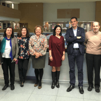 De izda. a drcha. Alejandro Caparrós (CCHS e IPP), Consuelo Naranjo (IH, Concha Roldrán (IFS), Gloria Fernández-Mayoralas (IEGD), Rosa Menéndez, Mª Angeles Gallego (ILC), Jesús Marco (VICYT-CSIC), Víctor Velasco (VORI-CSIC) y Luis Alburquerque (ILLA) Visita de Rosa Menéndez, presidenta del CSIC, al CCHS