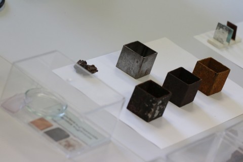 Piezas metálicas con las que se trabaja por mantener su conservación Piezas metálicas con las que se trabaja por mantener su conservación